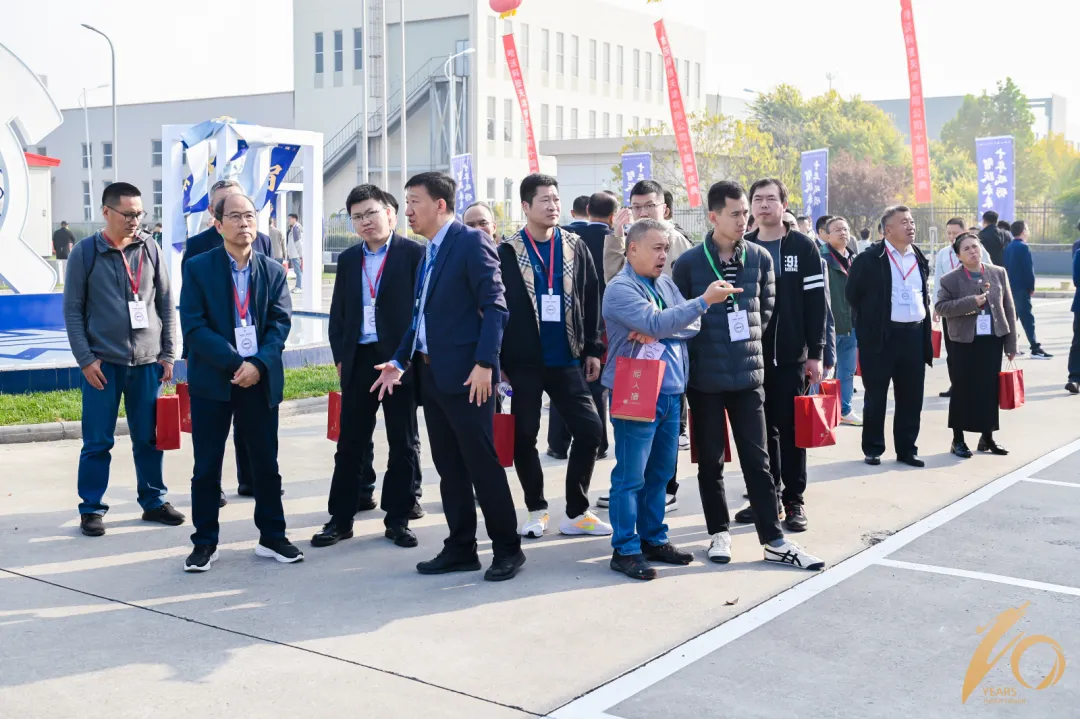 658客户，1717设备，31万小时！数百伙伴共鉴哈沃科技十年辉