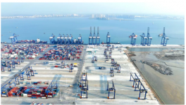年吞吐量达360万标箱，集装箱码头扩建工程竣工