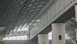彩涂板总褪色？晋钢硬核技术，筑牢建筑长效颜值防线
